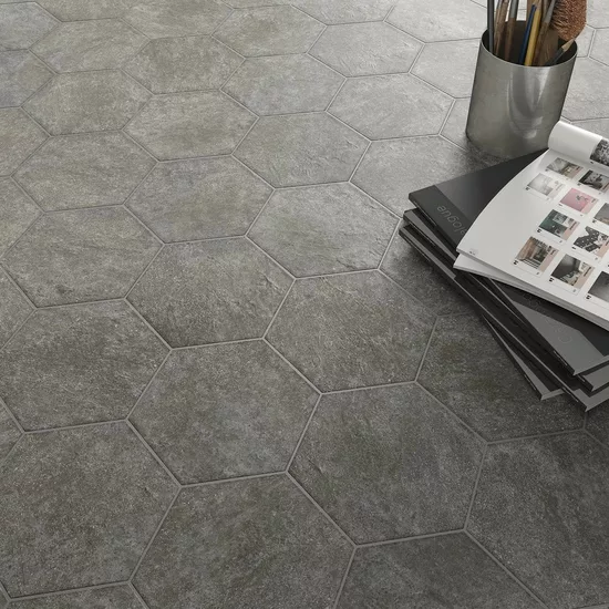 Carrelage Hexatile Cement Black 17,5x20 cm - vue d’ambiance 2