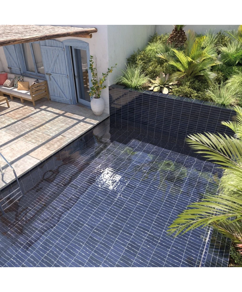 Carrelage Tribeca Blue Note 6x24,6 cm - posé dans un espace piscine