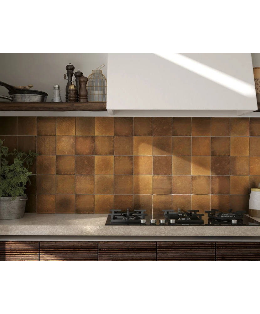 Carrelage Artisan Gold 13,2x13,2 cm - posé en cuisine