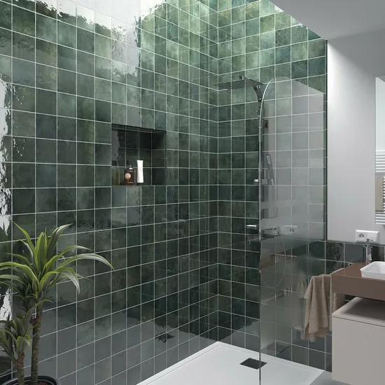 Carrelage Artisan Moss Green 13,2x13,2 cm - posé en salle de bain