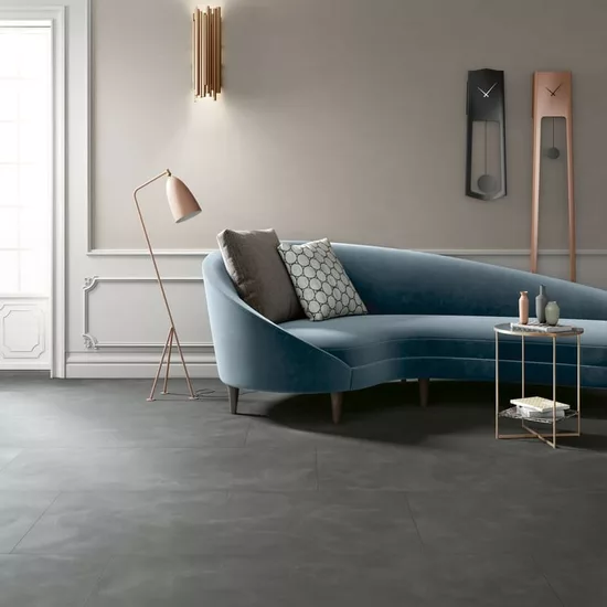Carrelage Horizon Polvere 60x60 cm - posé dans un salon - vue 3