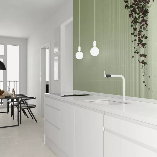 Carrelage Onda Tansy Green Mat 5x20 cm - posé en cuisine