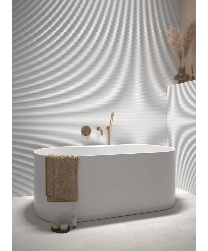 Carrelage Onda White Mat 5x20 cm - posé en salle de bain