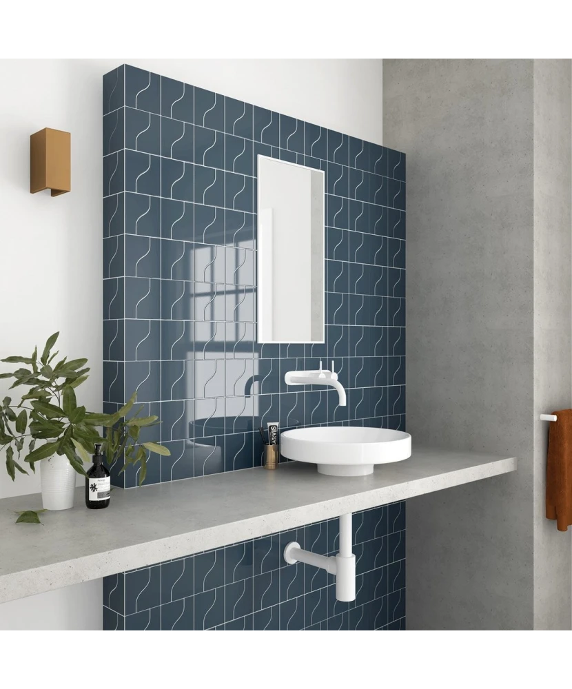Carrelage Curve Ink Blue 8,3x12 cm - posé en salle de bain