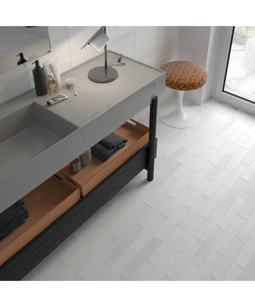 Carrelage Wadi Snow 6x30 cm - posé en salle de bain