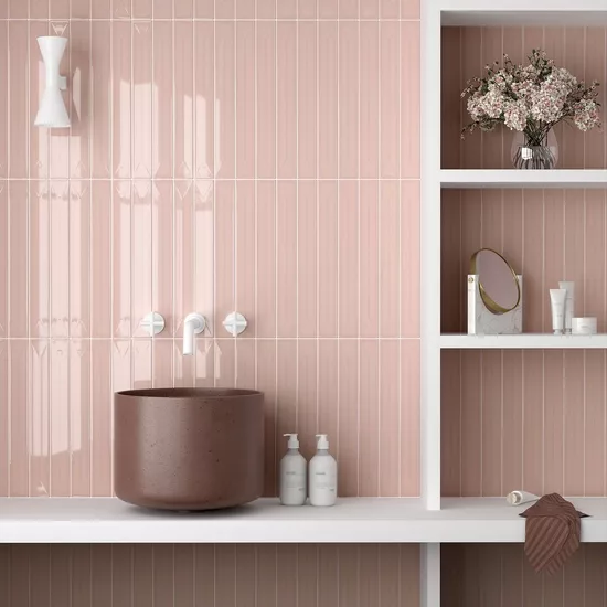 Carrelage Vitral Axis Pink 5x40 cm - vue d’ambiance