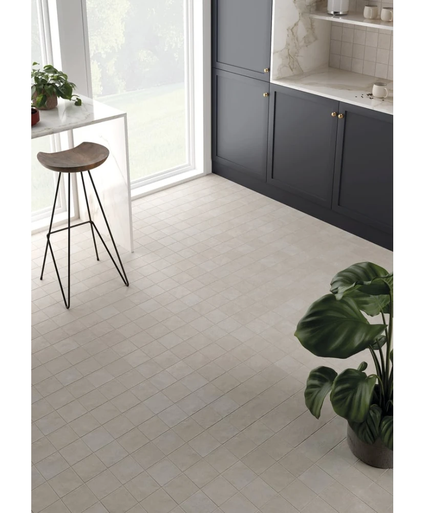Carrelage Stage Taupe 10x10 cm - posé en cuisine