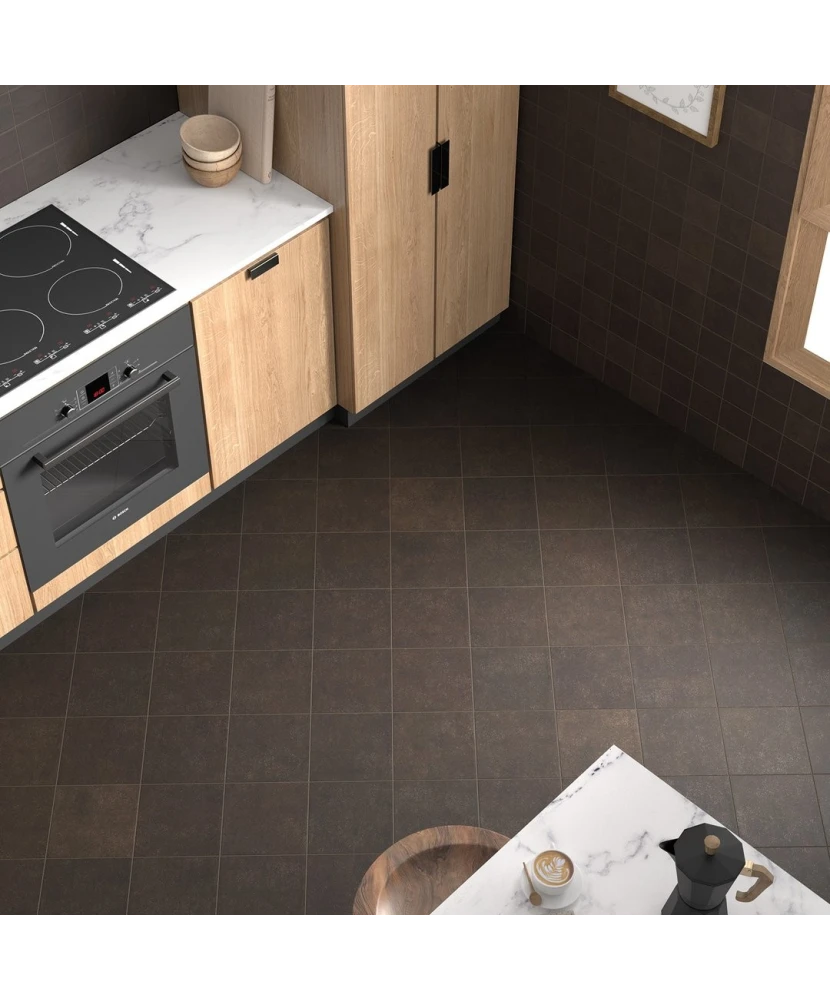 Carrelage Stage Brown 20x20 cm - posé en cuisine