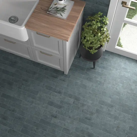 Carrelage Stage Denim 6x30 cm - posé en cuisine 2
