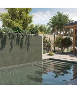 Carrelage Stage Forest 6x30 cm - posé dans un espace piscine
