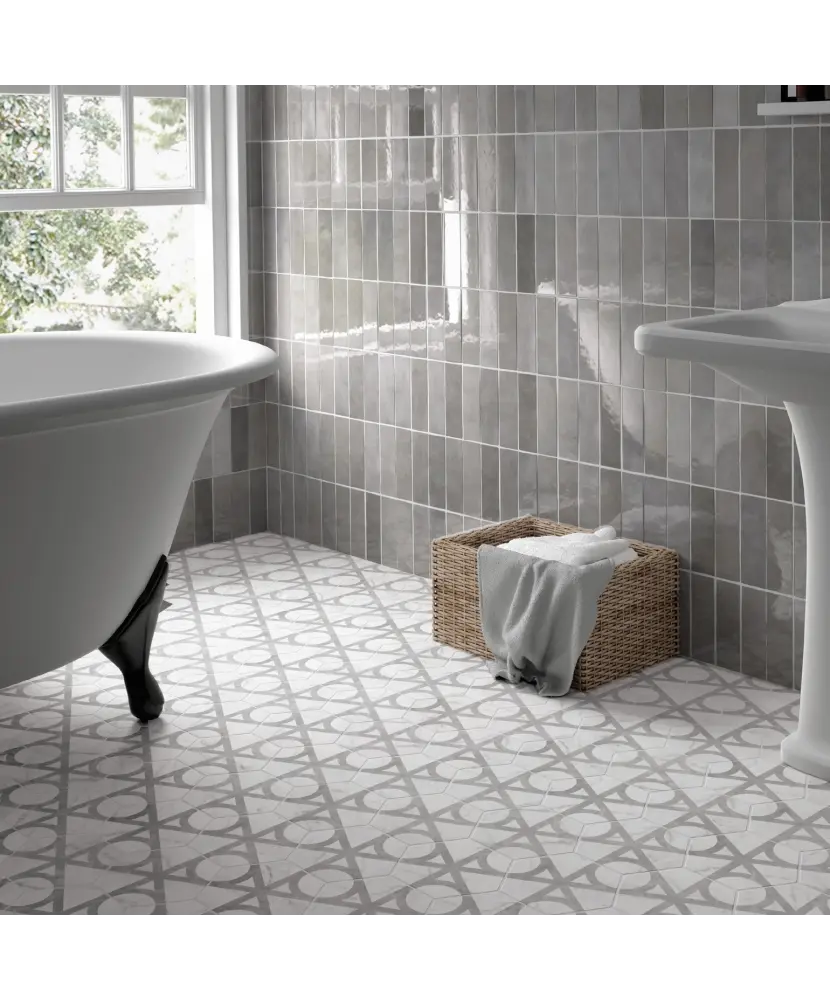 Carrelage Carrara Hexagon Flow 17,5x20 cm - posé en salle de bain